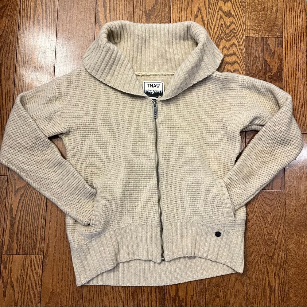 Aritzia TNA Beige Cream Wool Long Sleeve Full Zip Cardigan Knit Sweater …